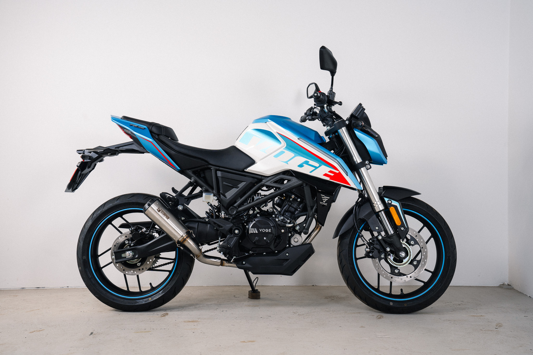 Voge R125 - full system with stainless steel Red P
